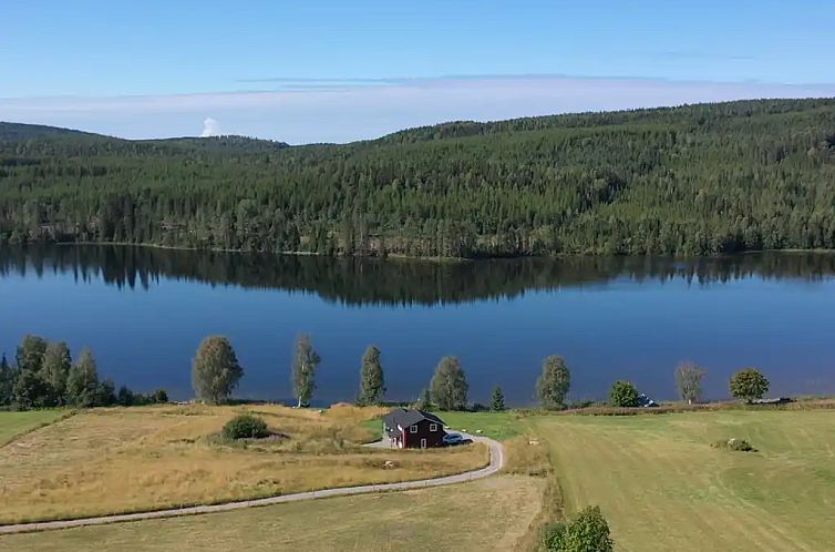 Luxe Stuga met Sauna en Uitzicht