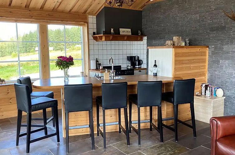Luxe Stuga met Sauna en Uitzicht