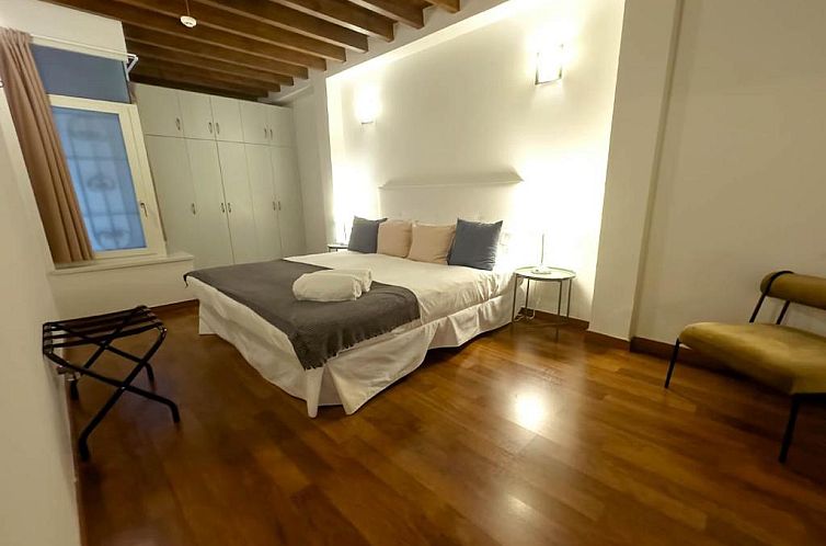 Aqua Granada Inn Apartments