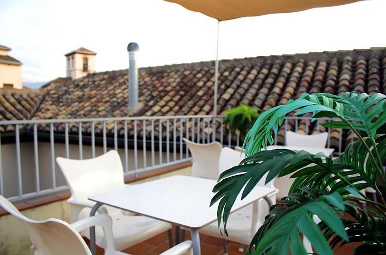 Laurel Suites Apartments