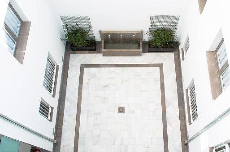 Apartamentos Campo Del Príncipe