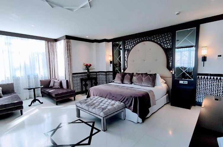 Hotel Saray