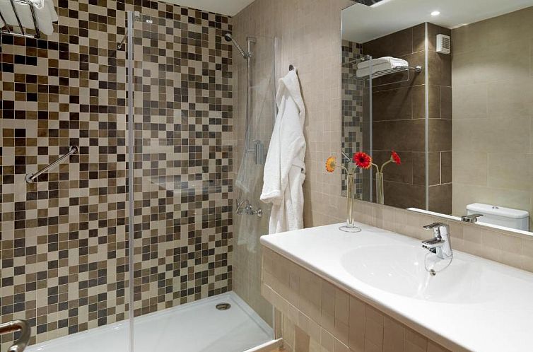 Regency Torviscas Apartments and Suites