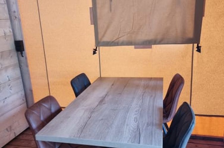 Luxe Safaritent + sanitair