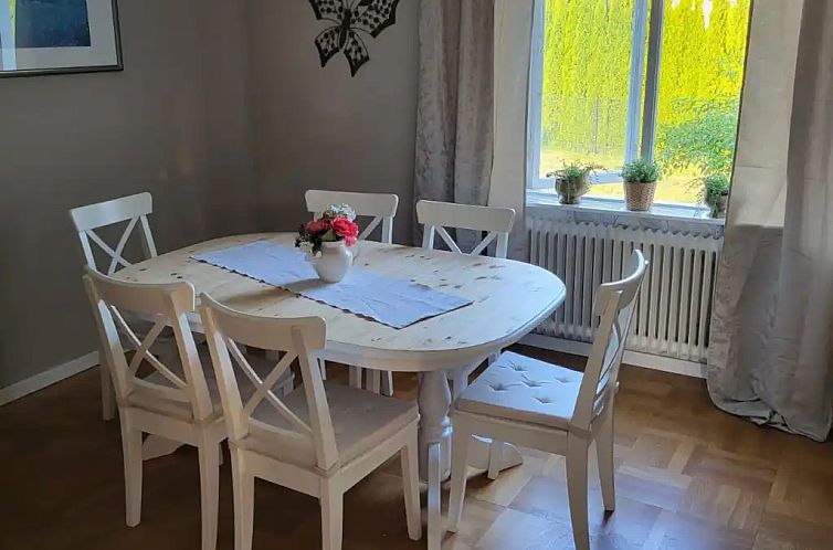 Vakantiehuis Sunny met motorboot