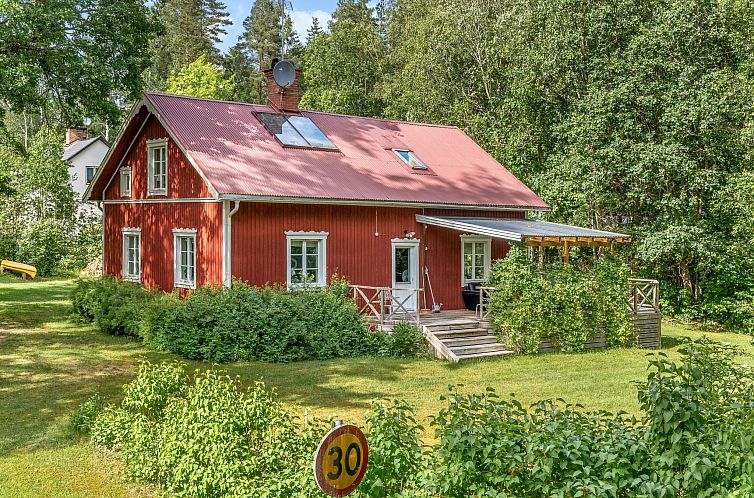 Guest house 17218302 - Holiday property Svealand - Vakantiehuis Bäcklunda