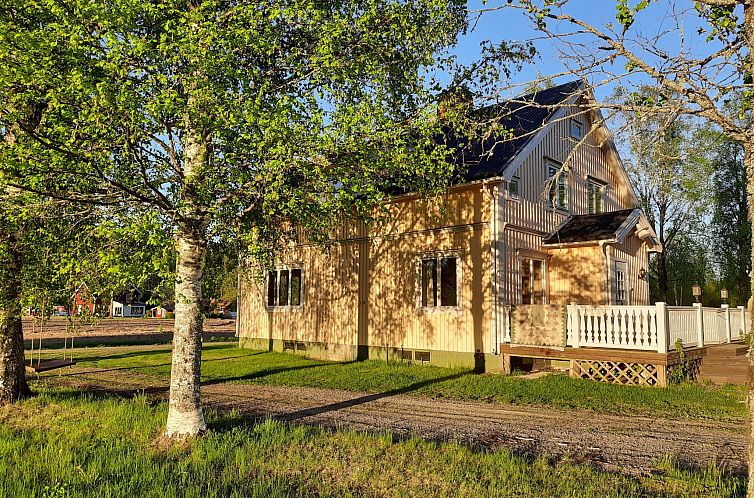 Vakantiehuis Tolles Ferienhaus in Torsby mit Großem Garten