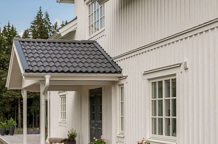 Vrijstaande woning in Bada