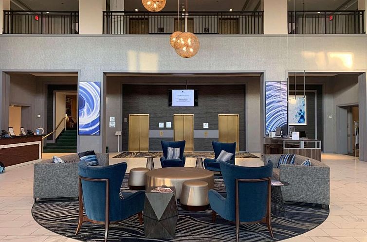 DoubleTree Suites by Hilton Hotel & Conference Center Chicag