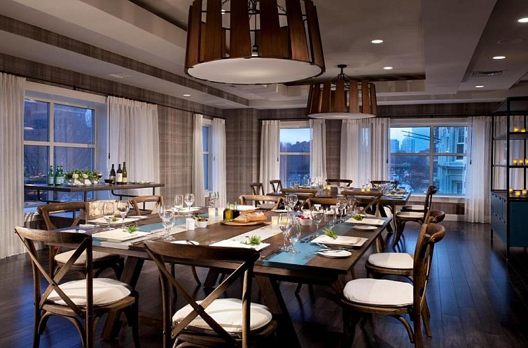 Boston Hotel Commonwealth