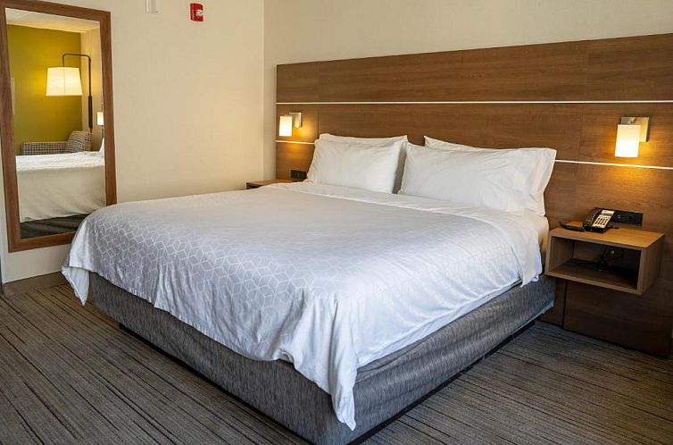Holiday Inn Express Boston, an IHG Hotel