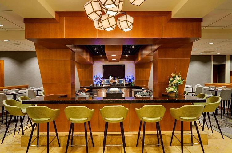 Courtyard by Marriott Boston Logan Airport