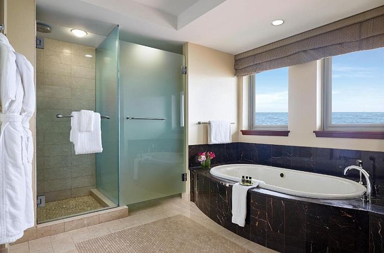 Battery Wharf Hotel, Boston Waterfront