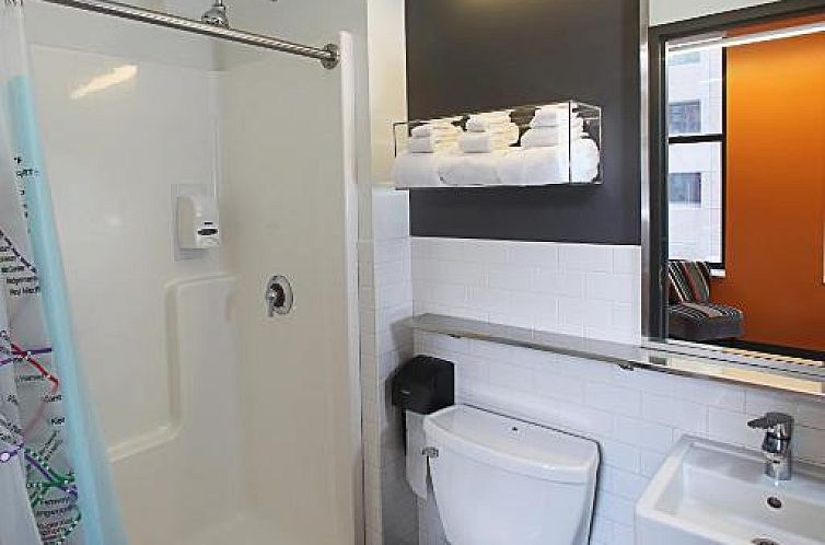 HI Boston Hostel