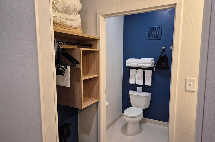 Fairfield Inn & Suites Lancaster