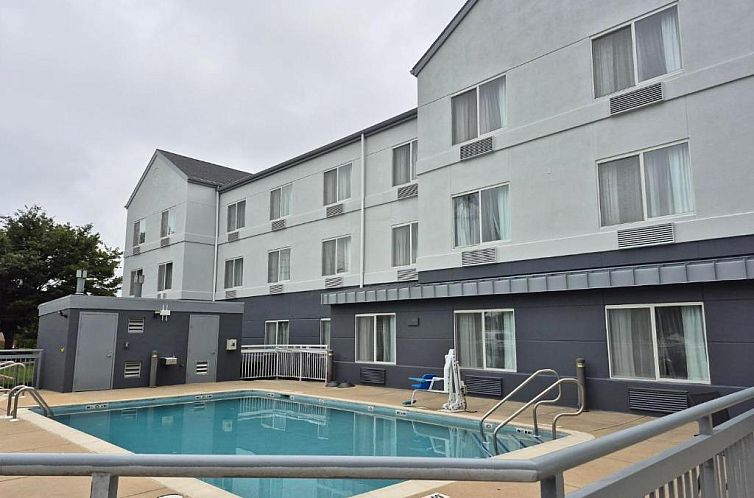 Fairfield Inn & Suites Lancaster