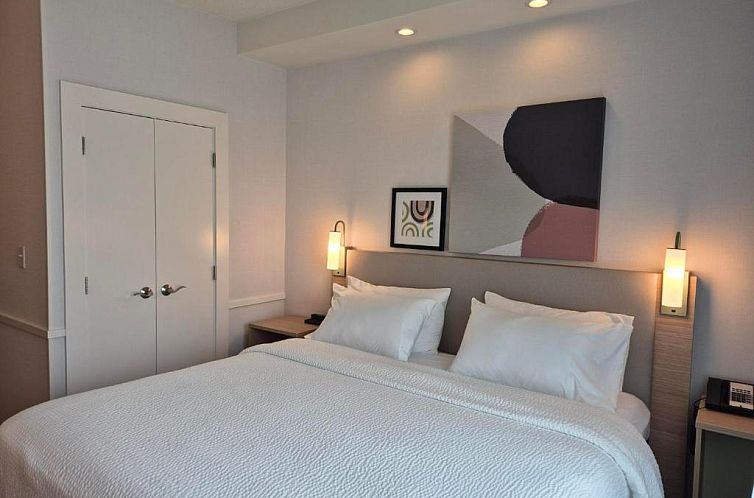 Fairfield Inn & Suites Lancaster