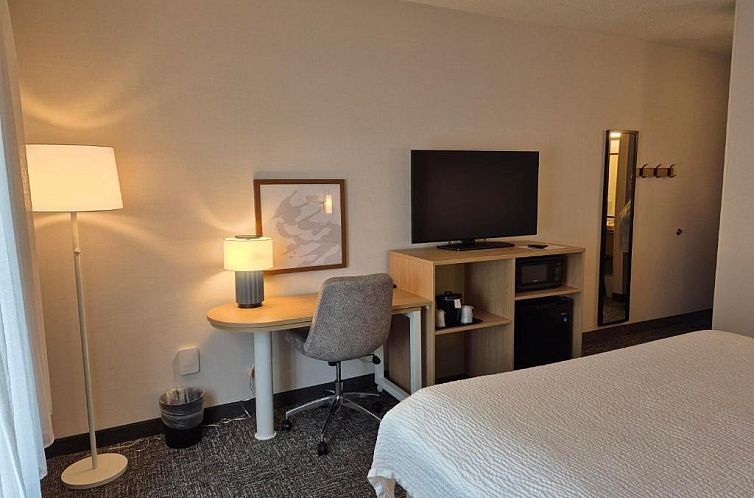 Fairfield Inn & Suites Lancaster