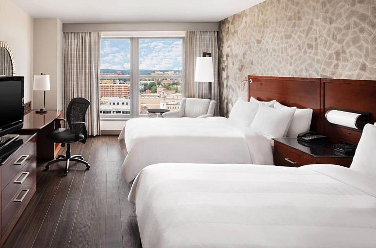 Lancaster Marriott at Penn Square