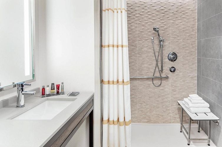 Lancaster Marriott at Penn Square