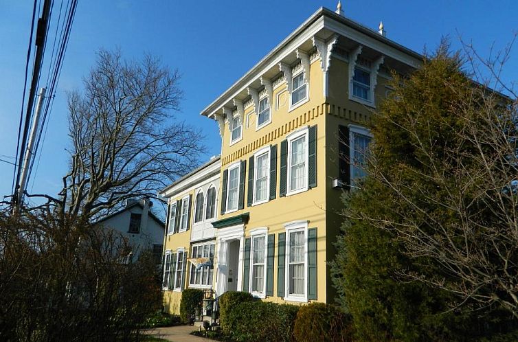 EJ Bowman House Bed & Breakfast