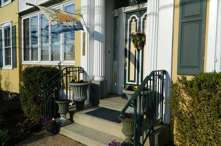EJ Bowman House Bed & Breakfast