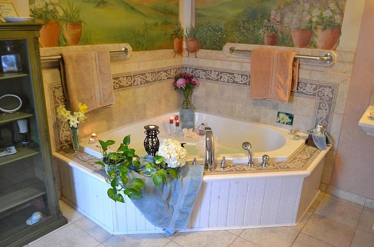 EJ Bowman House Bed & Breakfast