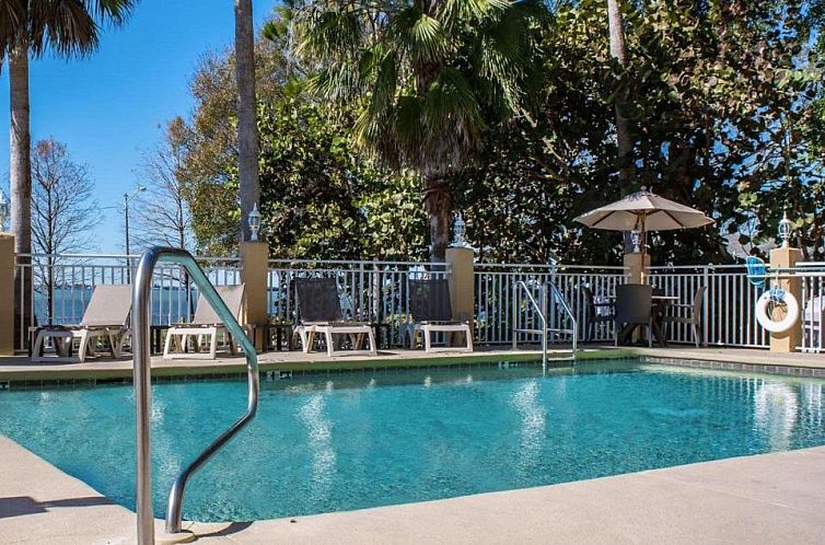 Comfort Suites Clearwater - Dunedin