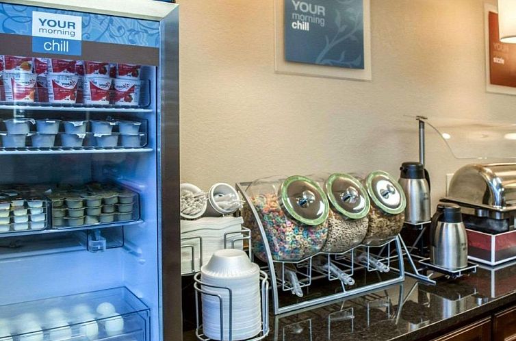 Comfort Suites Clearwater - Dunedin