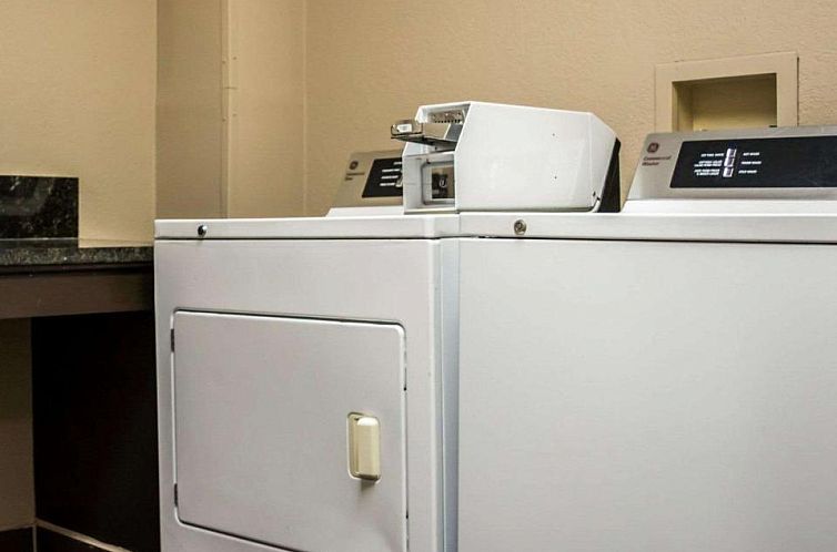 Comfort Suites Clearwater - Dunedin