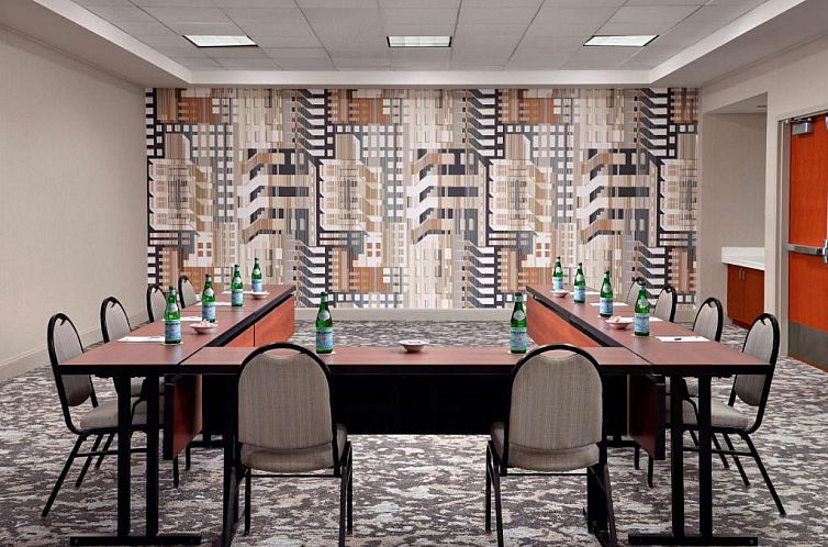 Hilton Garden Inn Detroit Downtown