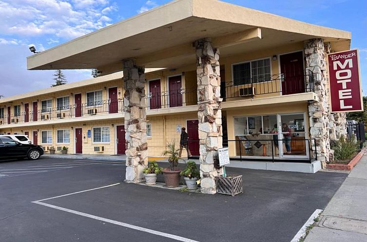 The Islander Motel