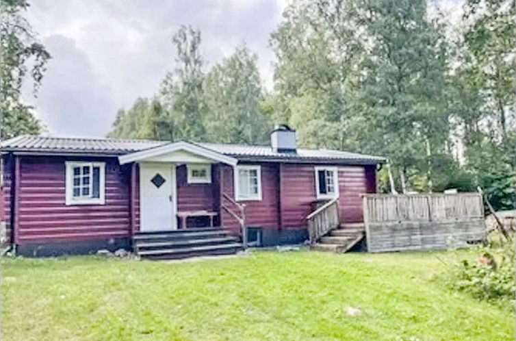 Vakantiehuis Blockhaus mit Sauna direkt am See