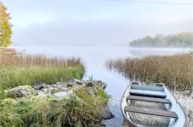 Vakantiehuis Blockhaus mit Sauna direkt am See