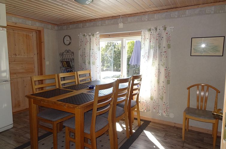 Vakantiehuis Gemütliches Ferienhaus Sjöstugan am Meer