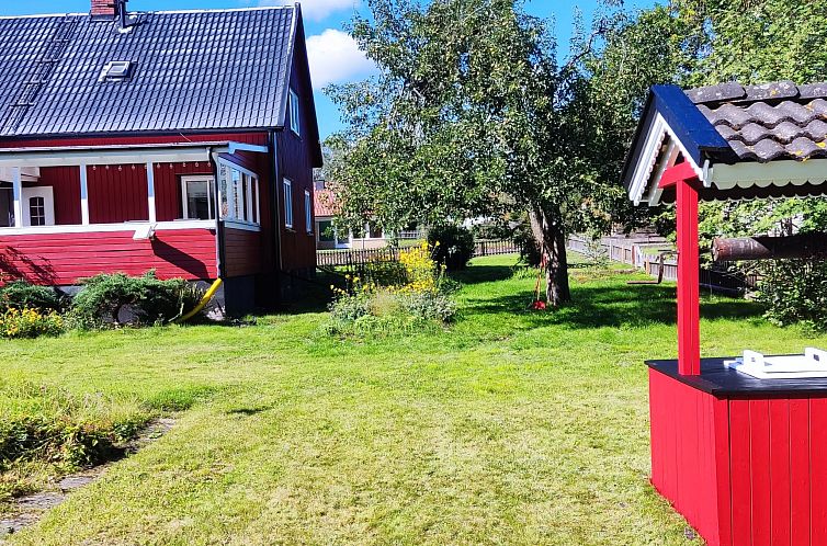 Vakantiehuis Buntes Schwedenhaus Lillebror