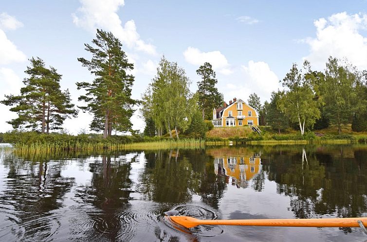 Vrijstaande woning in Hjältevad