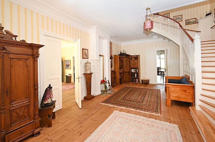 Vrijstaande woning in Hjältevad