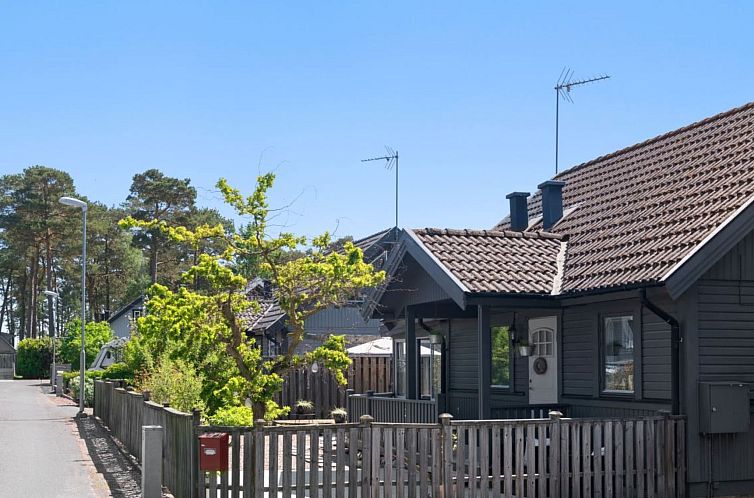 Vakantiehuis "Paradisvägen" direkt am Strand
