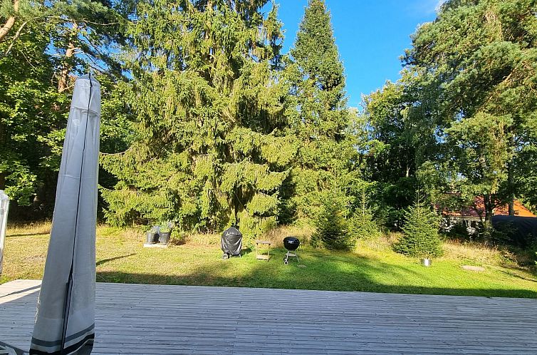 Vakantiehuis mit Terrasse, Grill und Garten