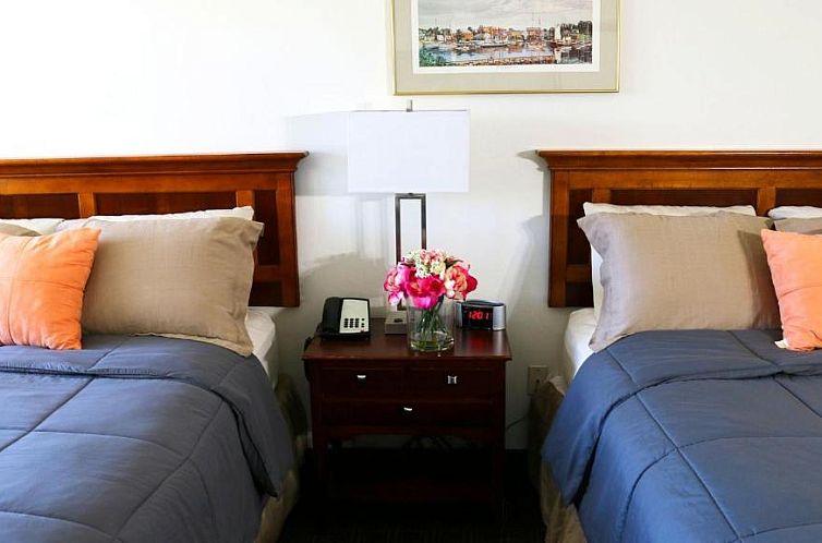Camden Riverhouse Hotel and Inn