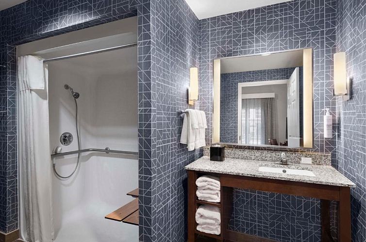 Homewood Suites Columbus - Airport