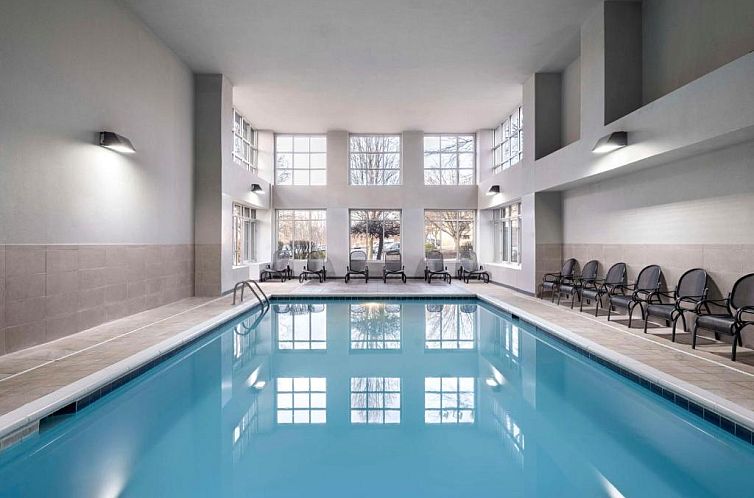 Homewood Suites Columbus - Airport