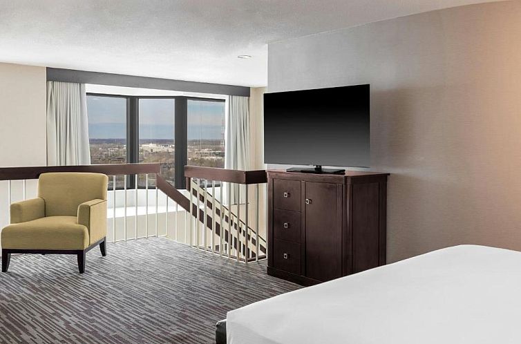 DoubleTree Suites by Hilton Columbus