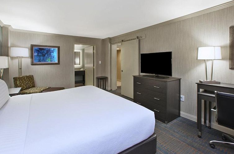 Holiday Inn Columbus Downtown - Capitol Square, an IHG Hotel