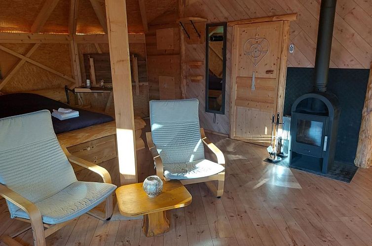 Vakantiehuis Einzigartige Holzhütte mit Bergpanorama