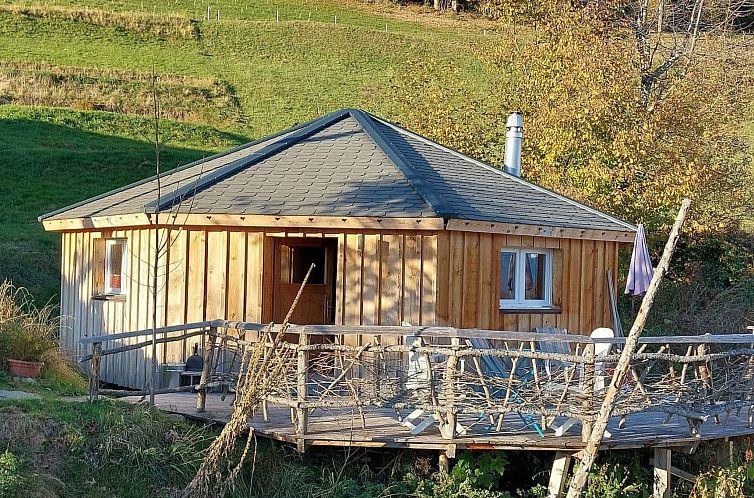 Vakantiehuis Einzigartige Holzhütte mit Bergpanorama