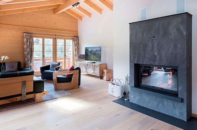 Vakantiehuis Chalet La Gioventu mit Spa-Bereich