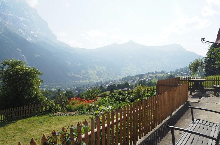 Appartement Chalet an ruhiger Lage mit schöner Bergsicht