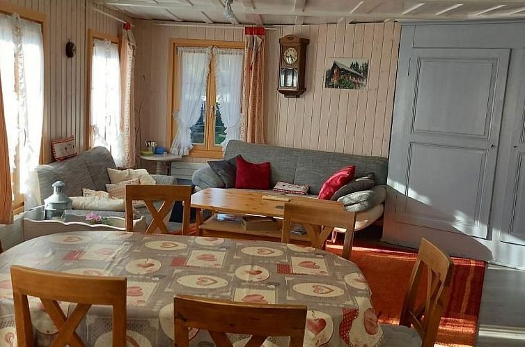 Appartement Familienchalet in Saanen – Gstaad